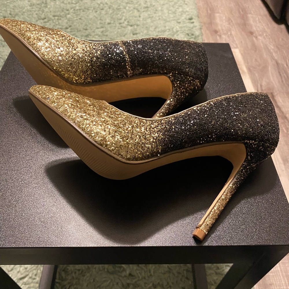 Shoedazzle Raziel Glitter Heels